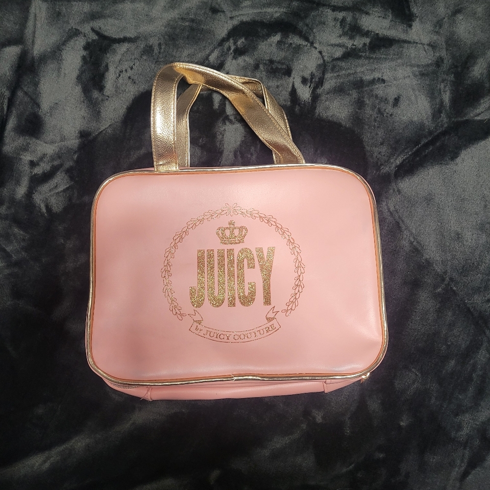 Juicy couture toiletries bag